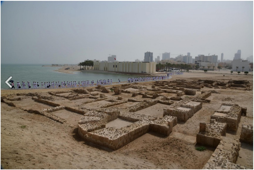 ミナサルマン（バーレーン）入港２_s