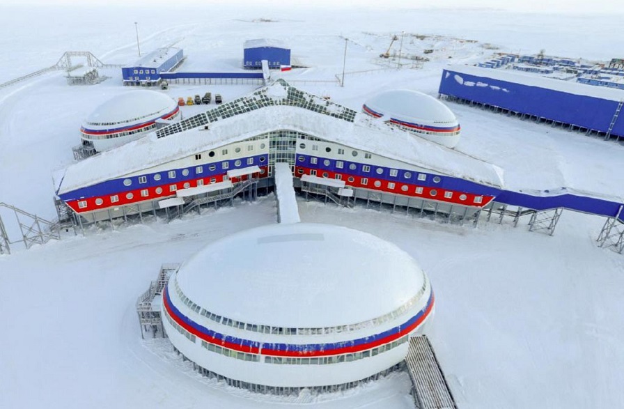 ロシア、北極圏、軍事基地_s